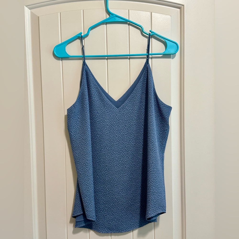 Express Textured Blue Flowy Tank